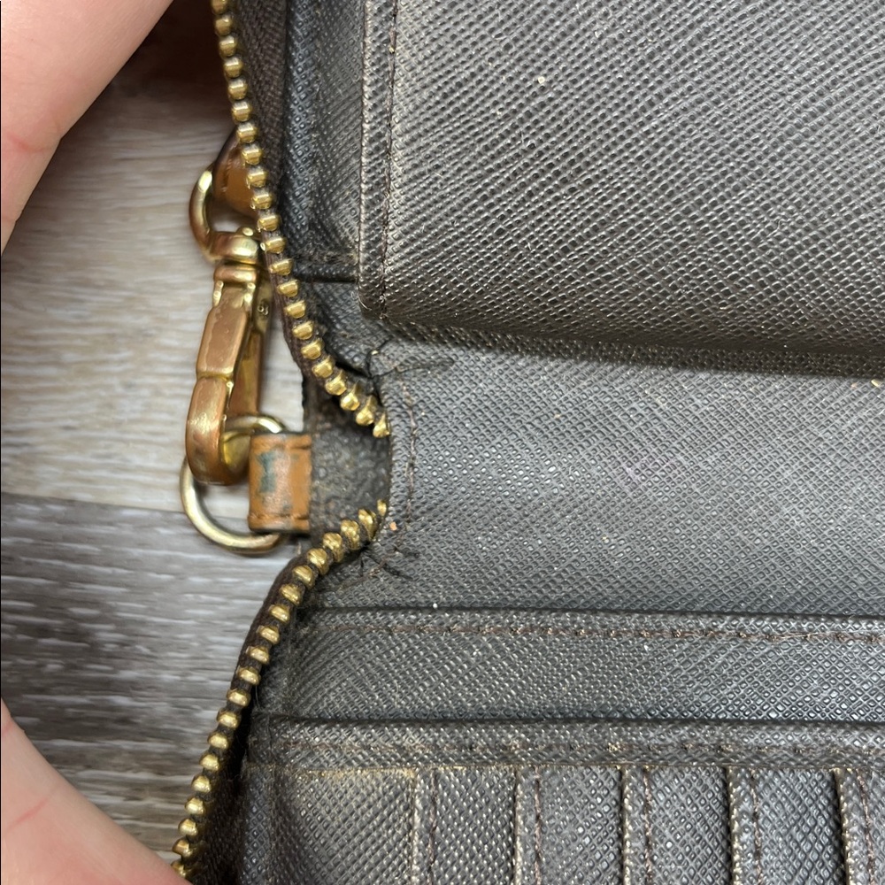 1184 Michael Kors lazer cut tote and wallet set 259031184 - Picture 16 of 16